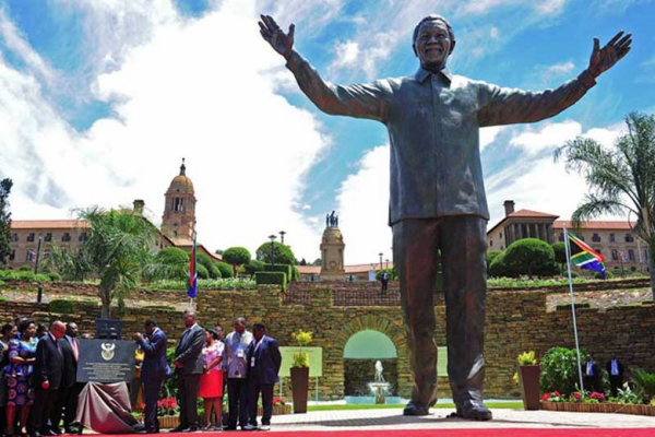 Văn Hóa Nam Phi 2026: Quốc Gia Cầu Vồng Và Di Sản Mandela