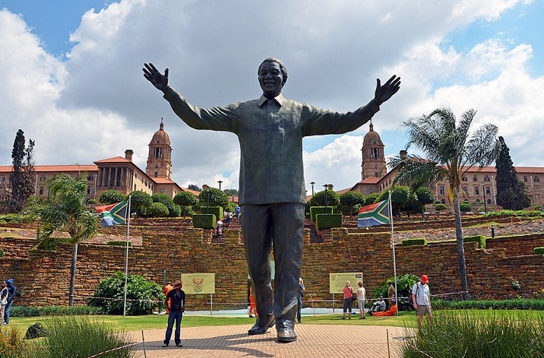 Khách du lịch tham quan Tượng đài Voortrekker Monument tại Pretoria